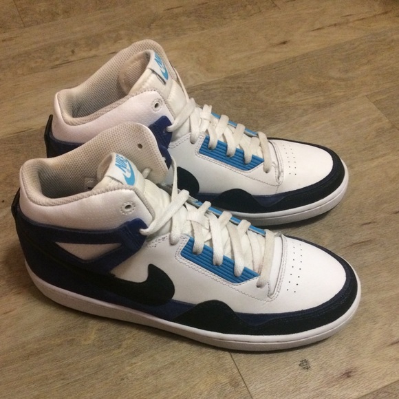 nike alphaballer mid